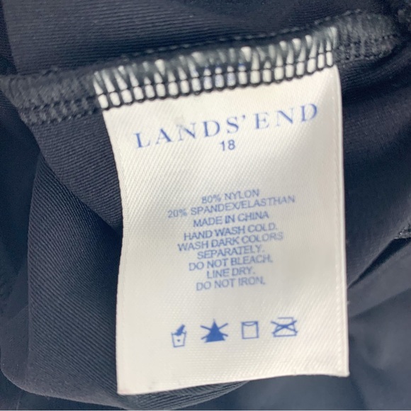 Lands’ End Classic Black Halter Tankini Swim Top size 18 - Picture 6 of 6